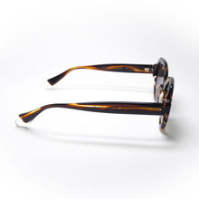 Load image into Gallery viewer, sunglasses GIGI STUDIOS model 6632 color 2
