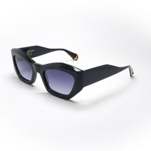 Load image into Gallery viewer, sunglasses GIGI STUDIOS model 6736 color 1
