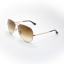 Load image into Gallery viewer, SUNGLASSES RAY BAN MODEL RB 3025 AVIATOR COLOR 8035/51
