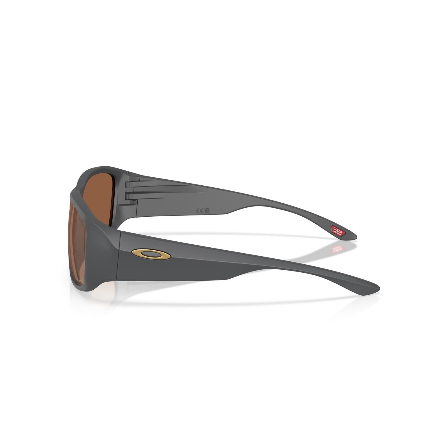 SUNGLASSES OAKLEY MODEL 9521 COLOR 952106 SIDE VIEW