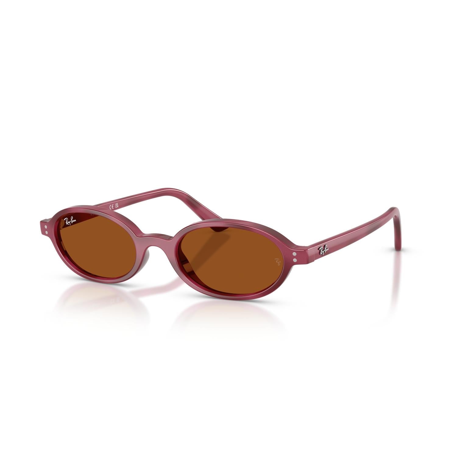 SUNGLASSES RAY-BAN MODEL 4472 COLOR 685773 ANGLED VIEW