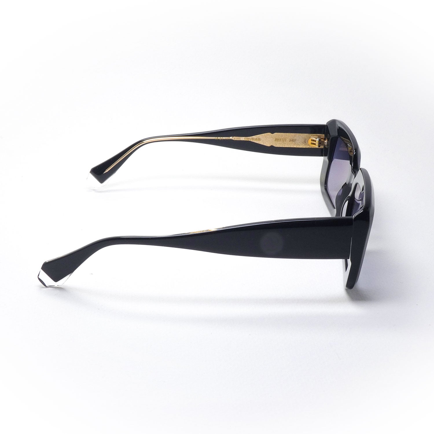sunglasses GIGI STUDIOS model 6547 color 1