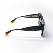 Load image into Gallery viewer, sunglasses GIGI STUDIOS model 6626 color 1
