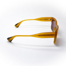 Load image into Gallery viewer, sunglasses GIGI STUDIOS model 6647 color 2
