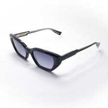 Load image into Gallery viewer, sunglasses GIGI STUDIOS model 6667 color 1
