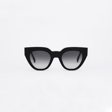 Load image into Gallery viewer, sunglasses MONOKEL model HILMA color BLACK
