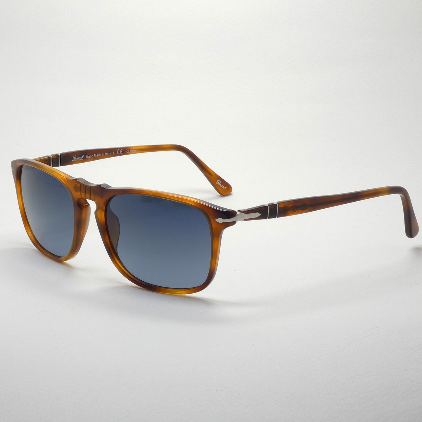 sunglasses persol 3059 96/S3 polarized  size 54 angled view