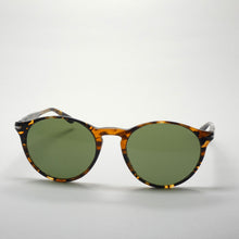 Load image into Gallery viewer, sunglasses persol 3092 9060/4E size 50 front view
