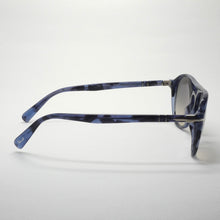 Load image into Gallery viewer, sunglasses persol 3235 1105/32 size 55 side view
