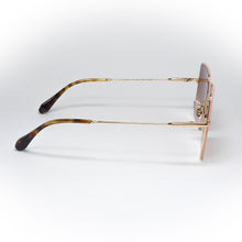 Load image into Gallery viewer, sunglasses gigistudios 6496 color 9 side view
