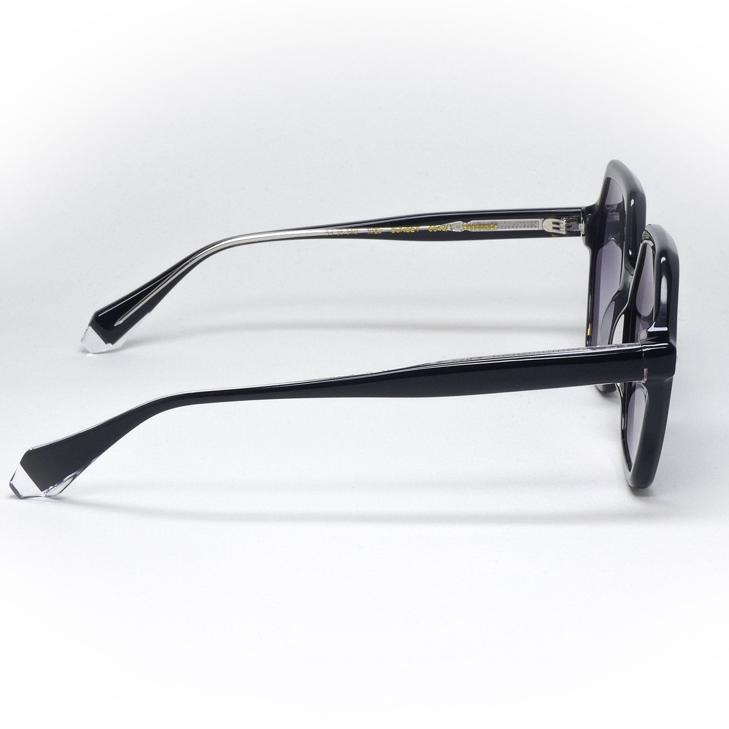 sunglasses gigistudios 6543 color 1 side view
