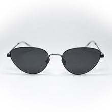 Load image into Gallery viewer, sunglasses monokel model luna color black front view

