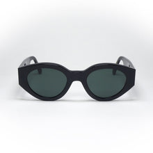 Load image into Gallery viewer, sunglasses monokel model polly color black front view
