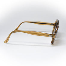 Load image into Gallery viewer, sunglasses opta model corina color beige handcrafted side view
